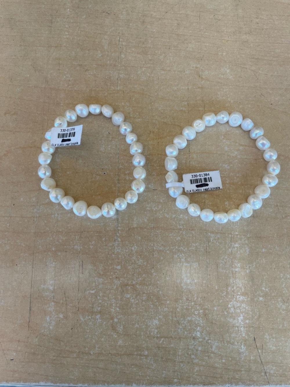 Fashion Forms White Pearl Stretch Bracelet Set